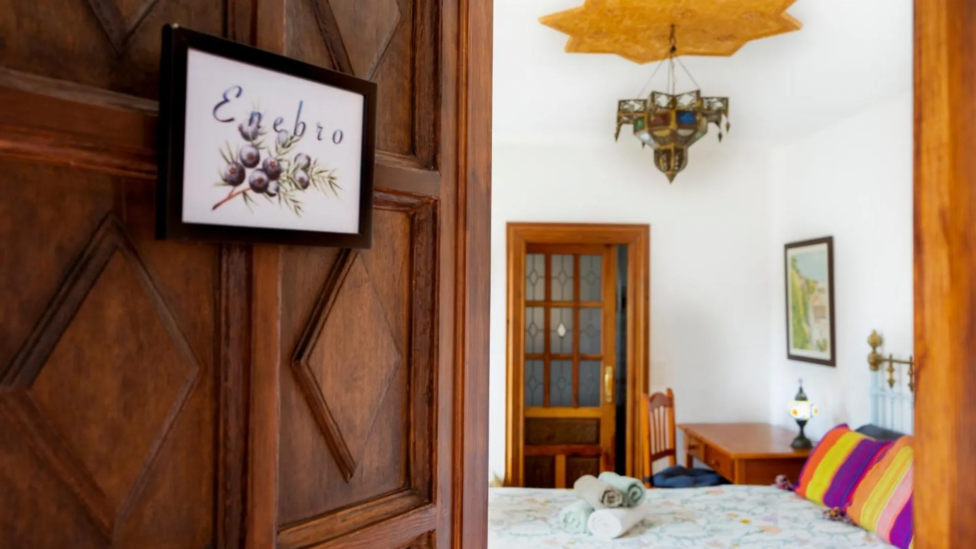 Guest house Oripando Private Rooms Granada Spain